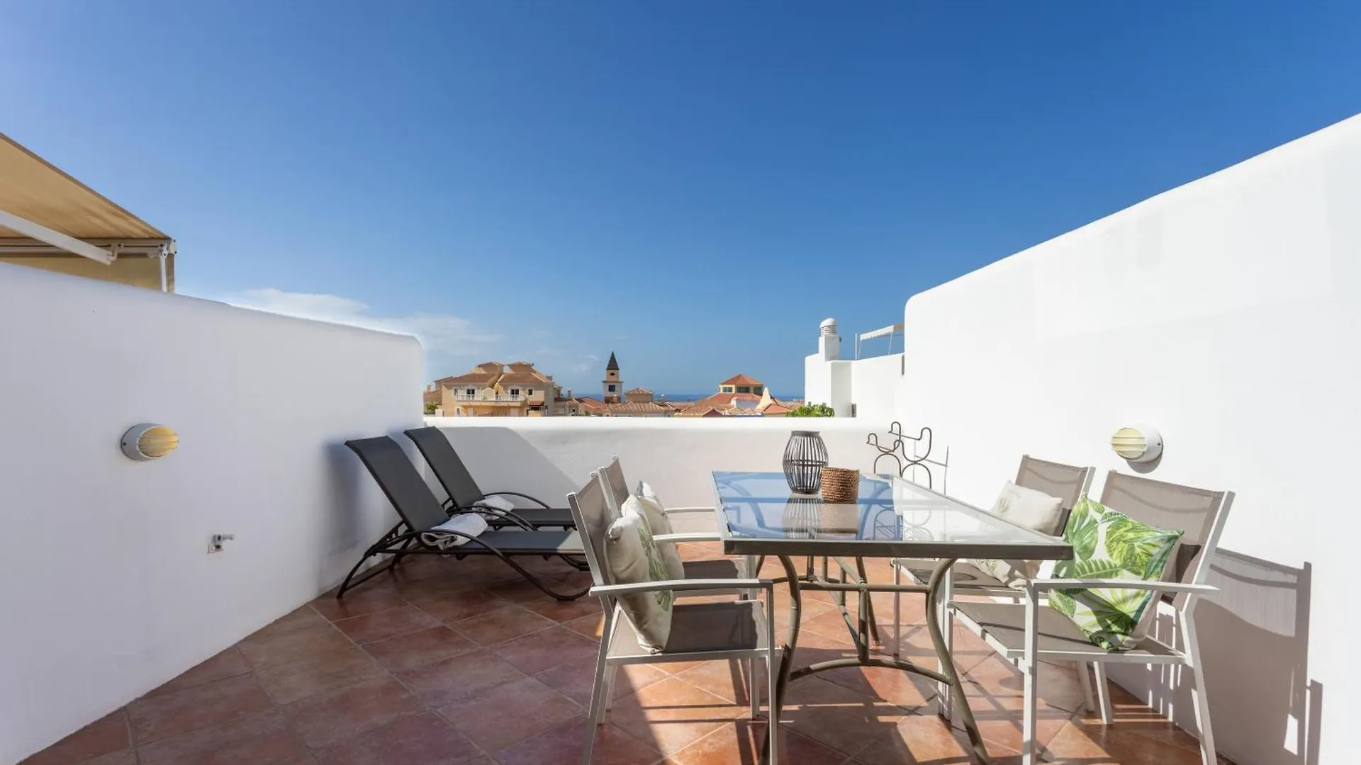 The Paradise Suites By Anne, Charm Apartment In Adeje アデヘ 0*,  スペイン