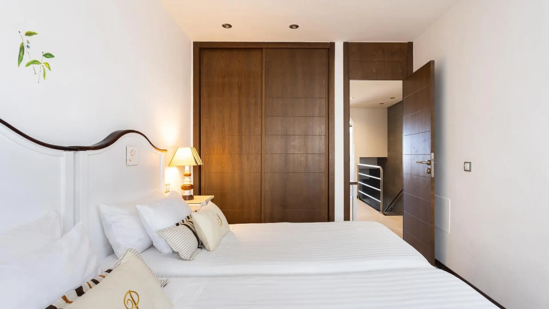 The Paradise Suites By Anne, Charm Apartment In Adeje アデヘ