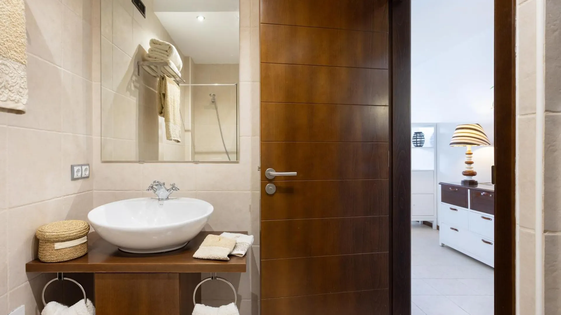 The Paradise Suites By Anne, Charm Apartment In Adeje アデヘ 0*,  スペイン